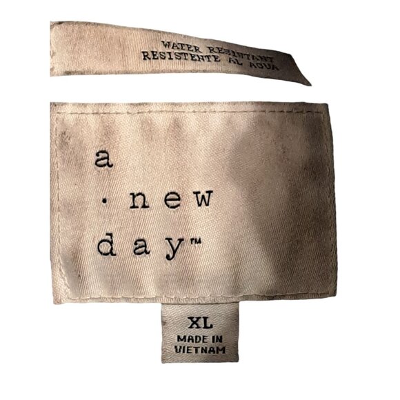 A New Day Water-Resistant Lightweight Insulated Eco-friendly Puffer Jacket XL - Picture 3 of 11